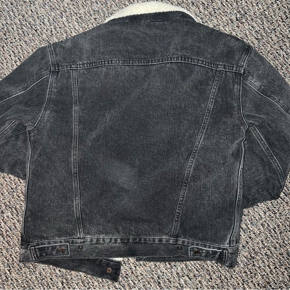 Levi’s Jacket - Picture 6 of 6